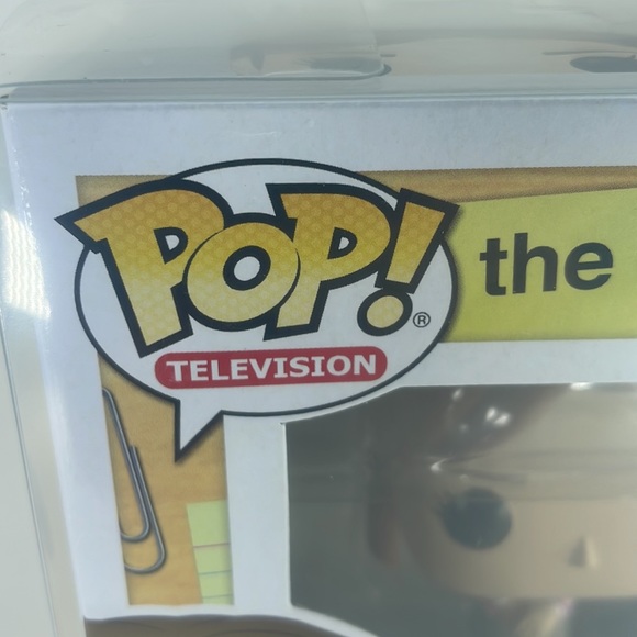 Pam Beesly The Office 872 funko pop - Picture 2 of 8